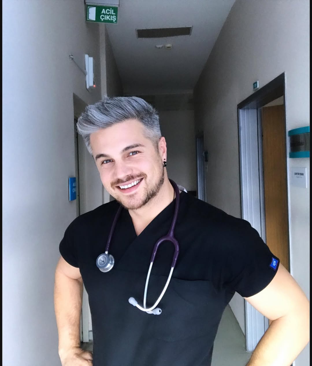 Dr. Hakan Tüfekçi